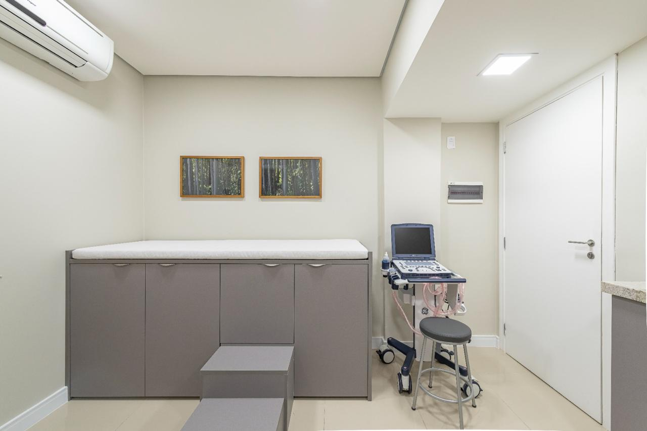 Sala de exame com ultrassom
